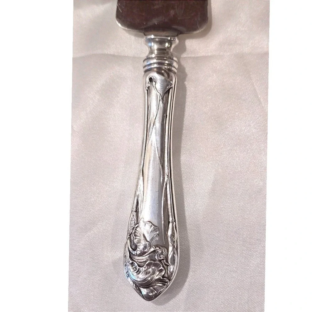 Vintage 1940 Oneida Community Milady Silverplate Floral Pie Cake Server 10